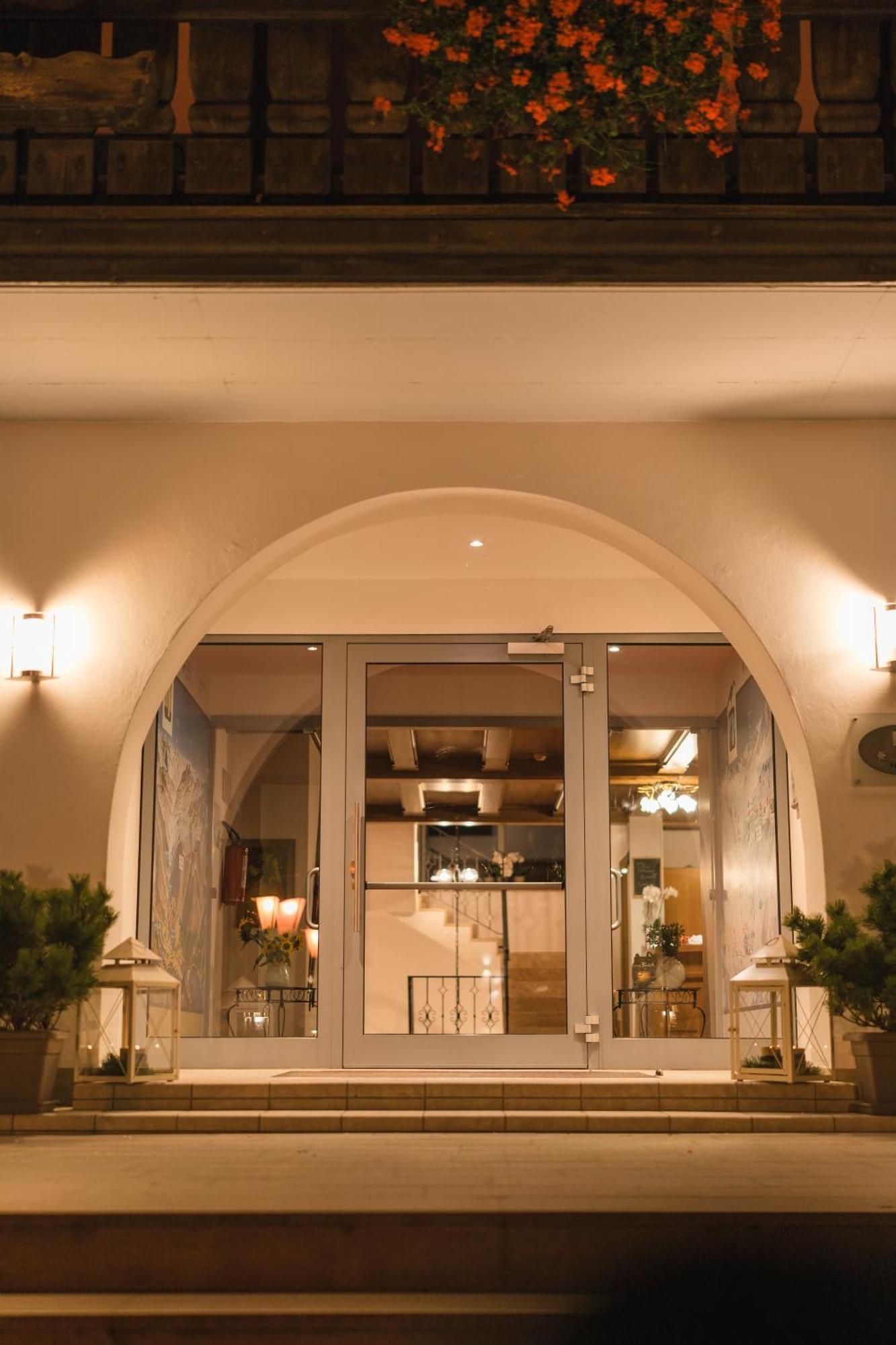 Smart Hotel Firn Madonna  Exterior photo